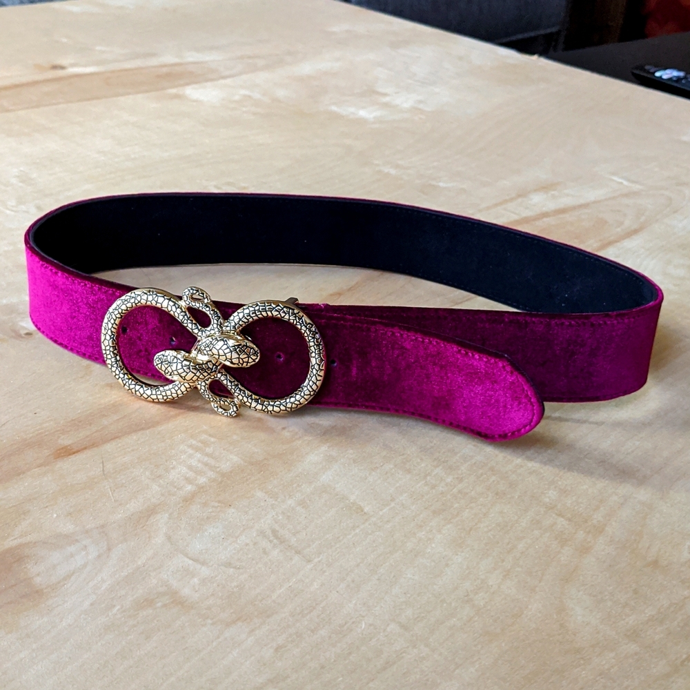 Express Purple Velvet With A Double Snake Buckle Belt